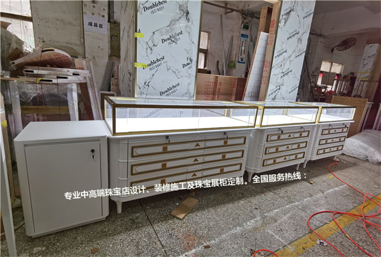 歐式復古珠寶展示柜.jpg