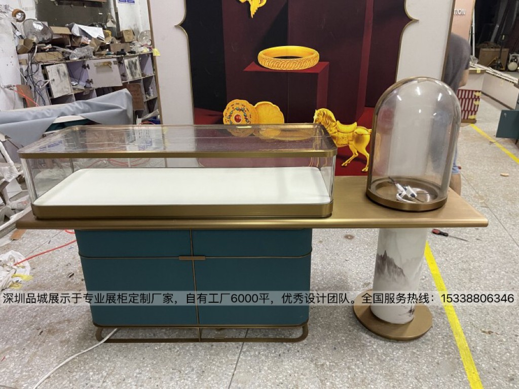 深圳品城展示珠寶展柜設(shè)計現(xiàn)場圖拍攝5.jpg